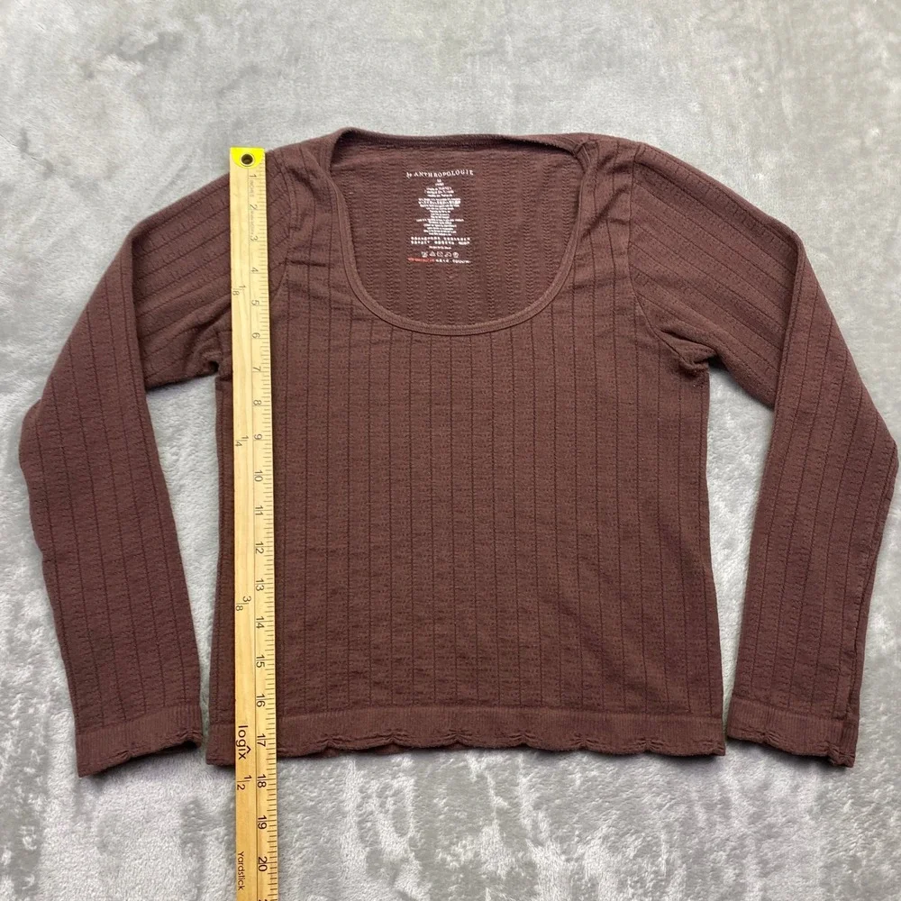 Anthropologie Brown Ribbed Scoop Neck Long Sleeve Top Scalloped Hem‎ Medium